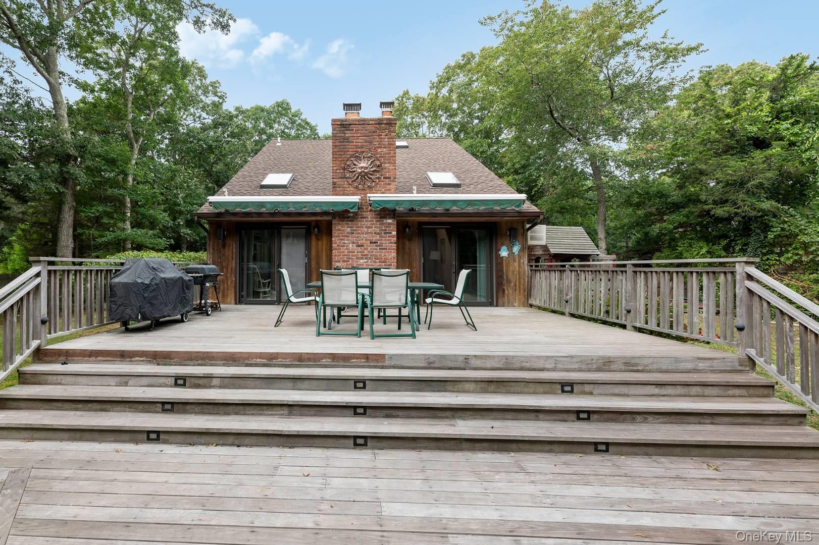 221 Norfolk Drive, East Hampton, NY 11937