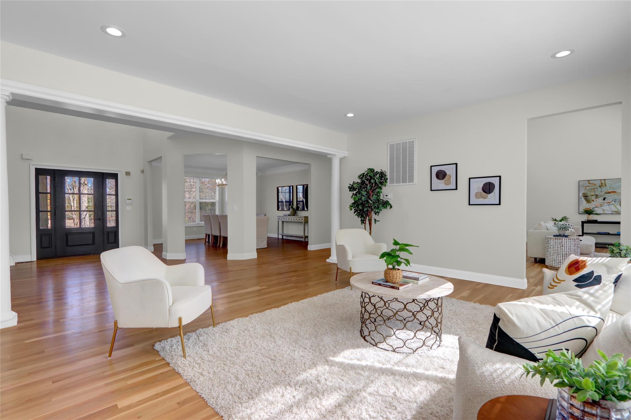 4 Jersey Avenue, Miller Place, NY 11764
