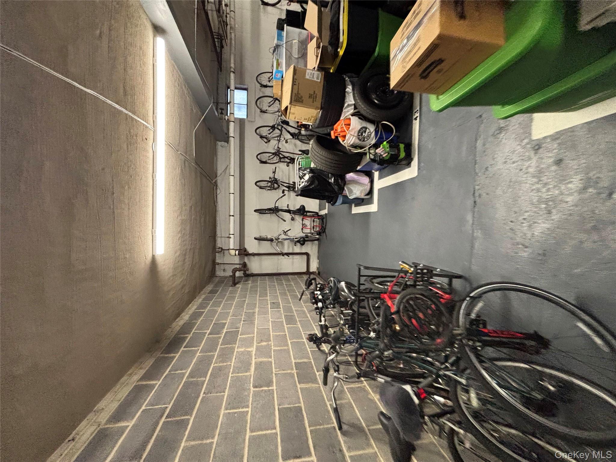 194 Smith Street # 3P, Freeport, NY 11520