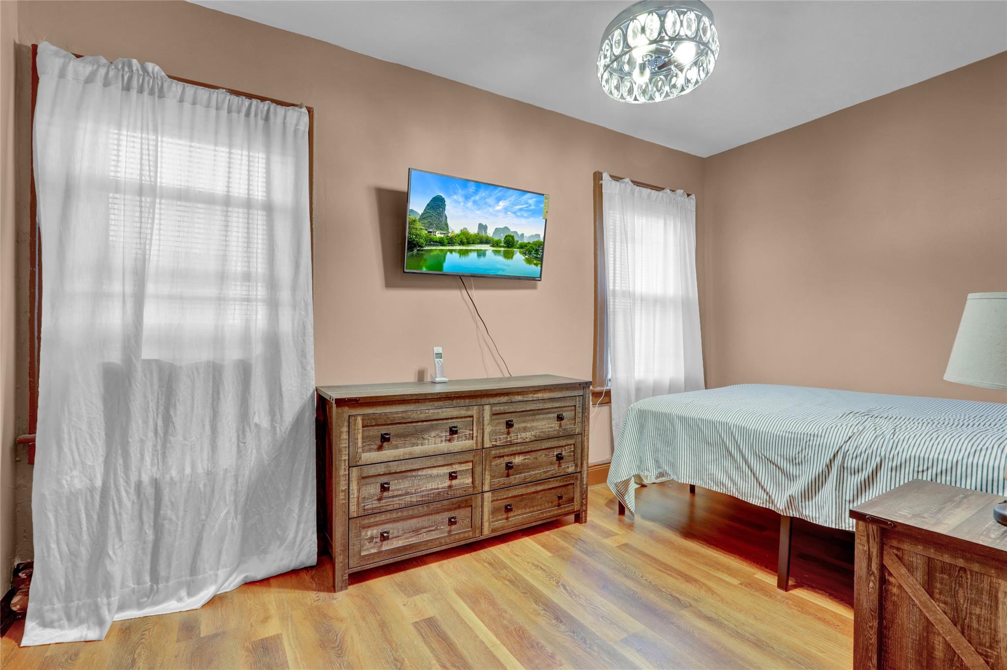 135-02 91st Avenue, Richmond Hill, NY 11418