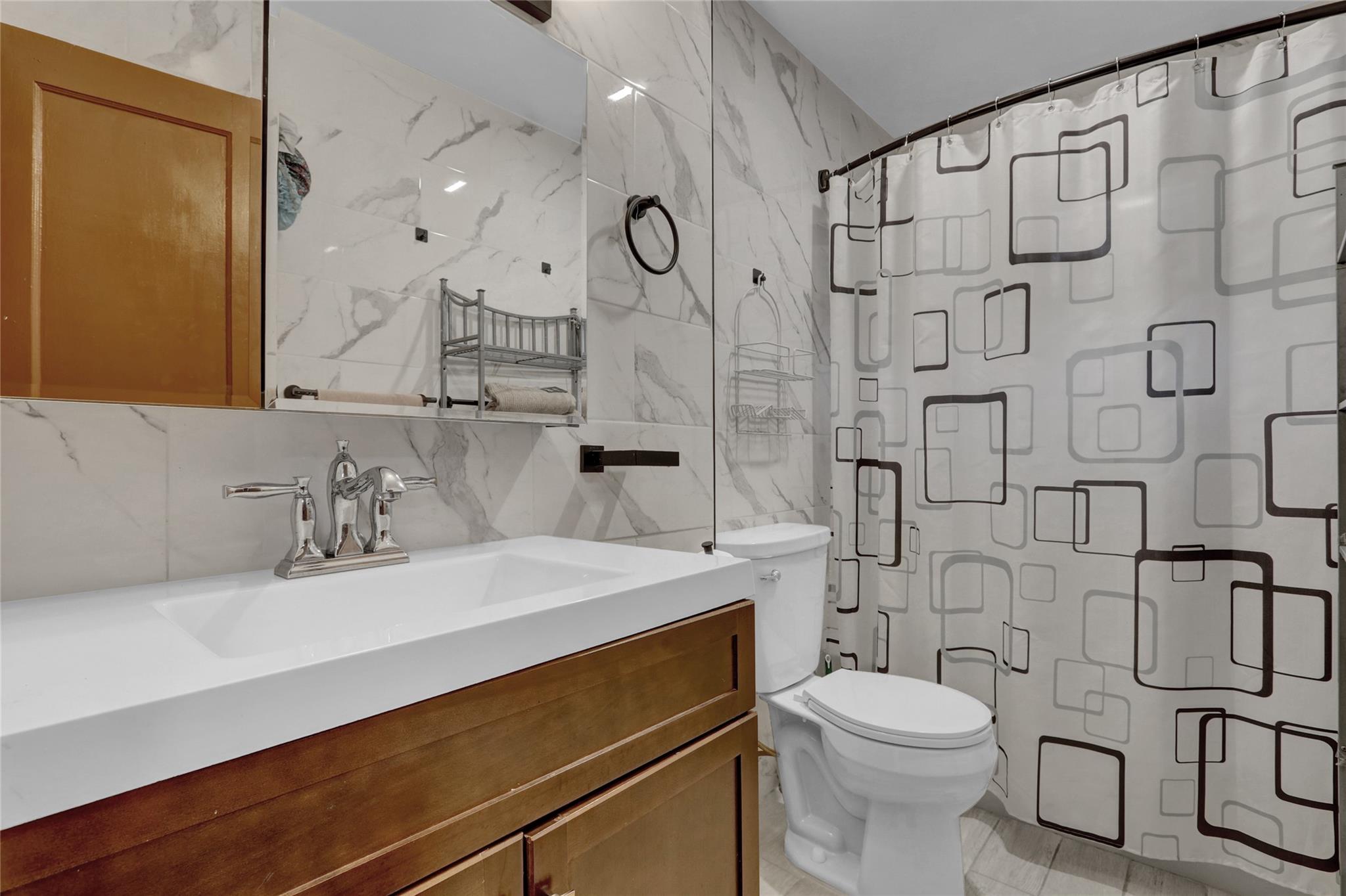 135-02 91st Avenue, Richmond Hill, NY 11418