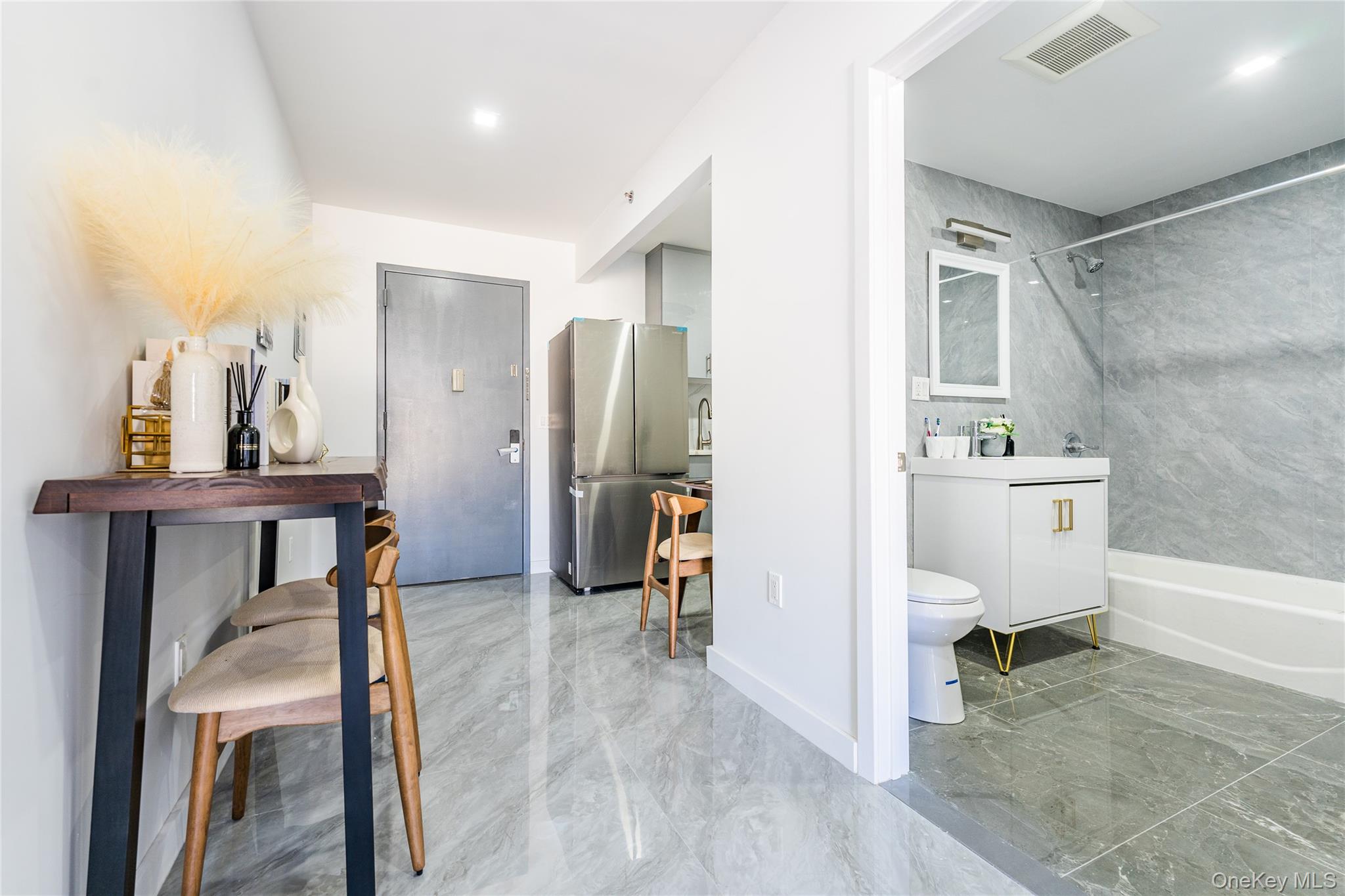 941 57th Street # 1A, Brooklyn, NY 11219