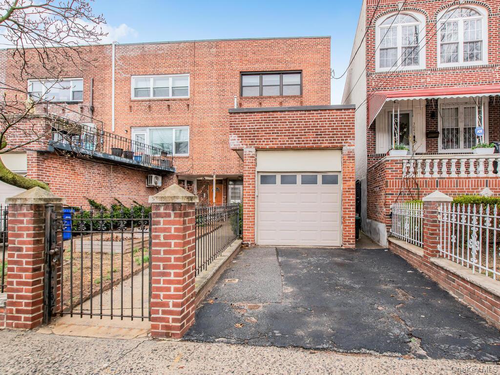 3041 Sedgwick Avenue, Bronx, NY 10468