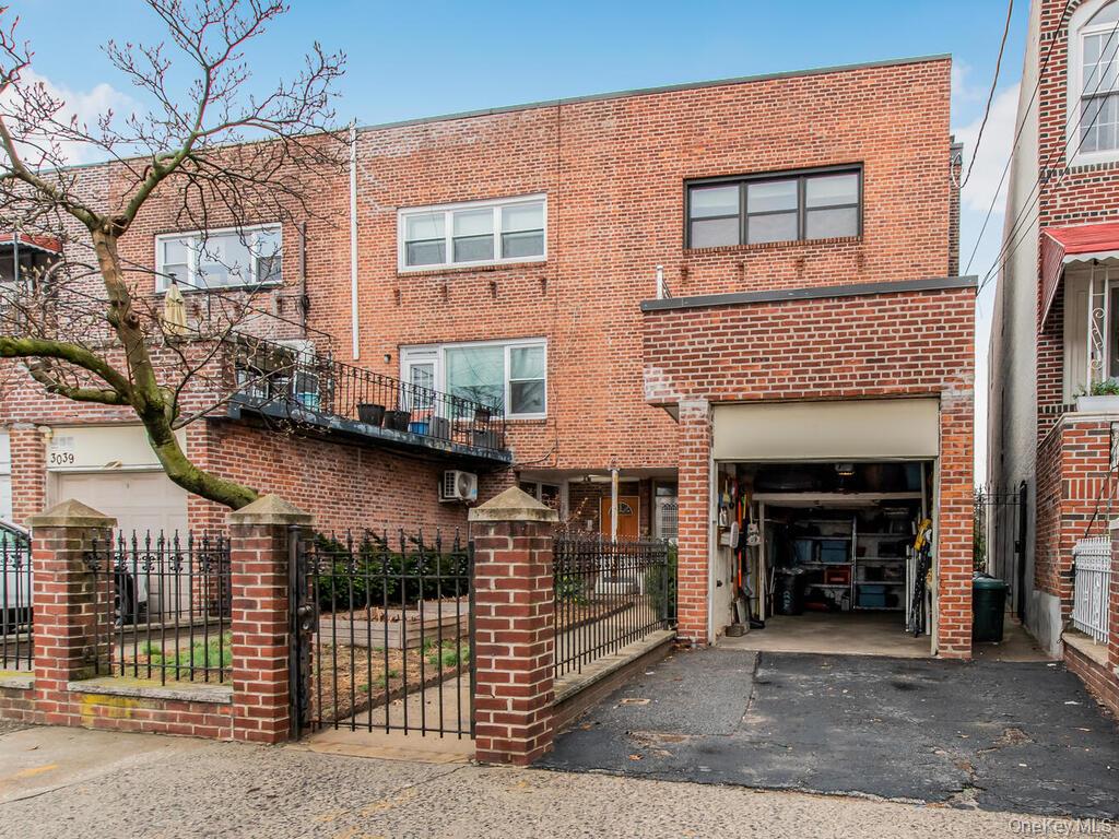 3041 Sedgwick Avenue, Bronx, NY 10468