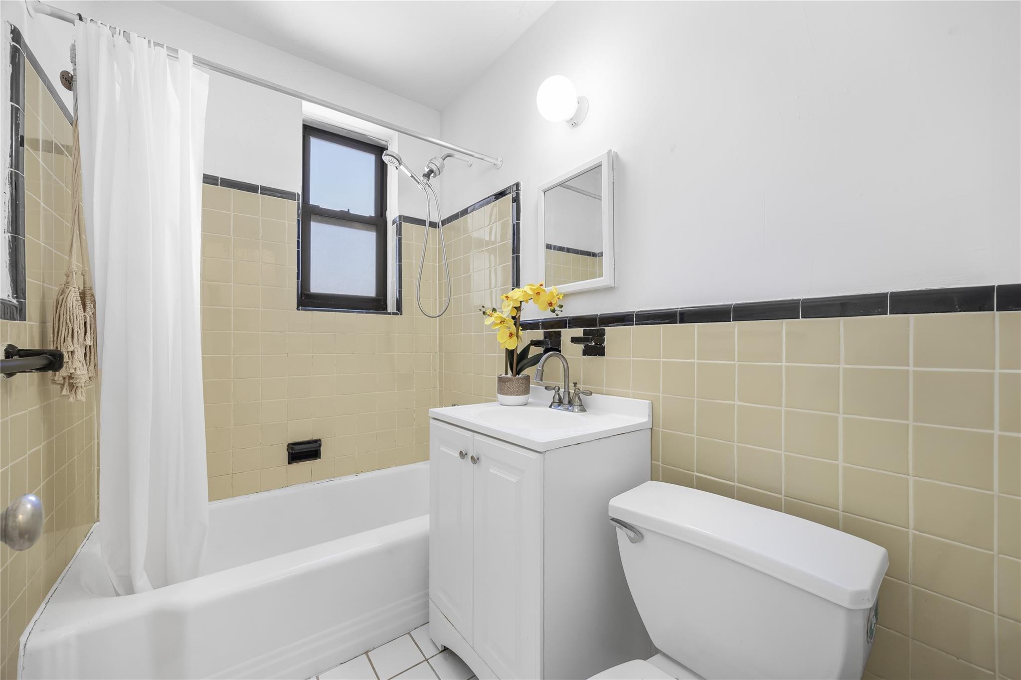 99-63 66 Avenue # F7, Rego Park, NY 11374