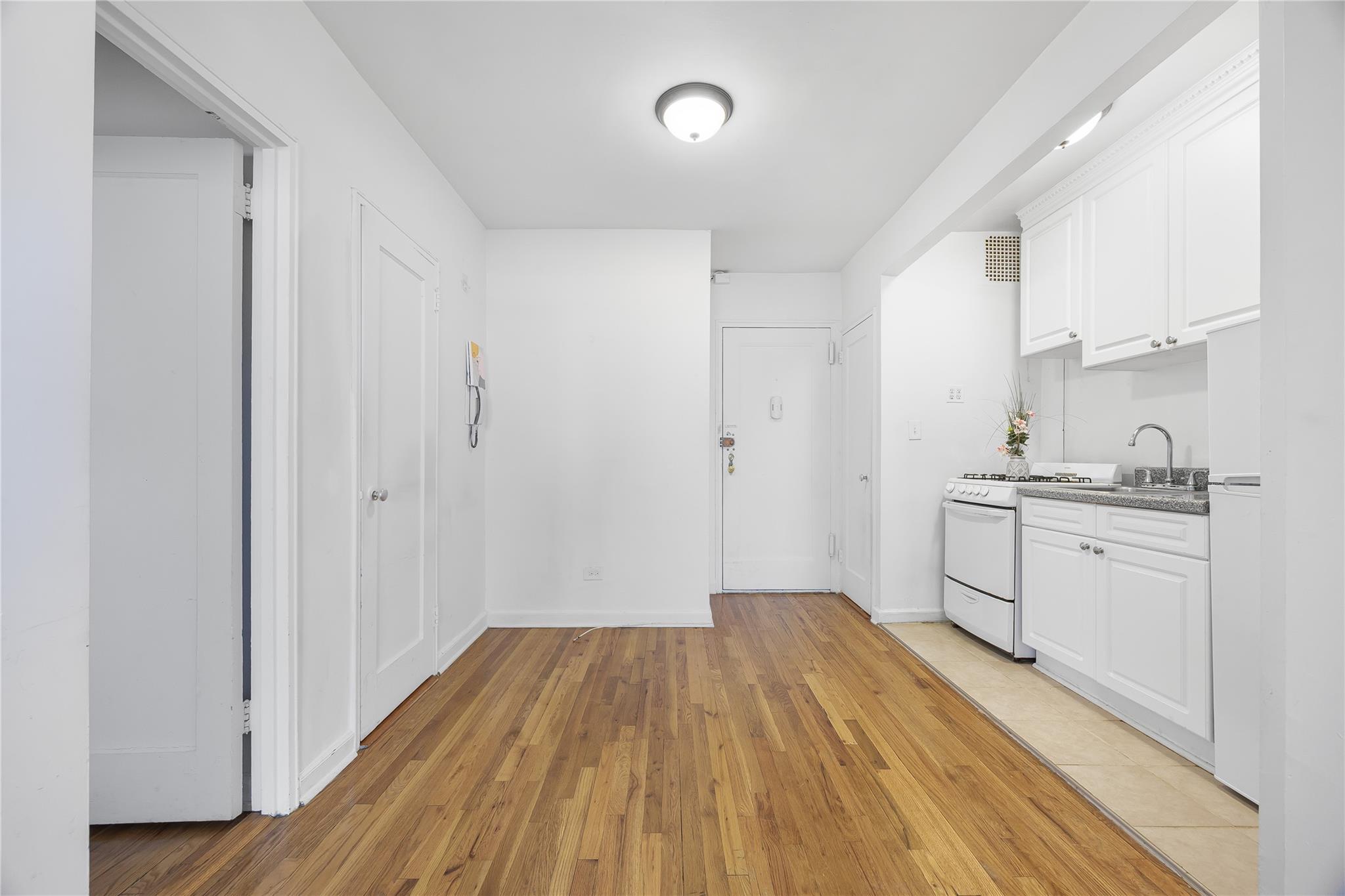 99-63 66 Avenue # F7, Rego Park, NY 11374