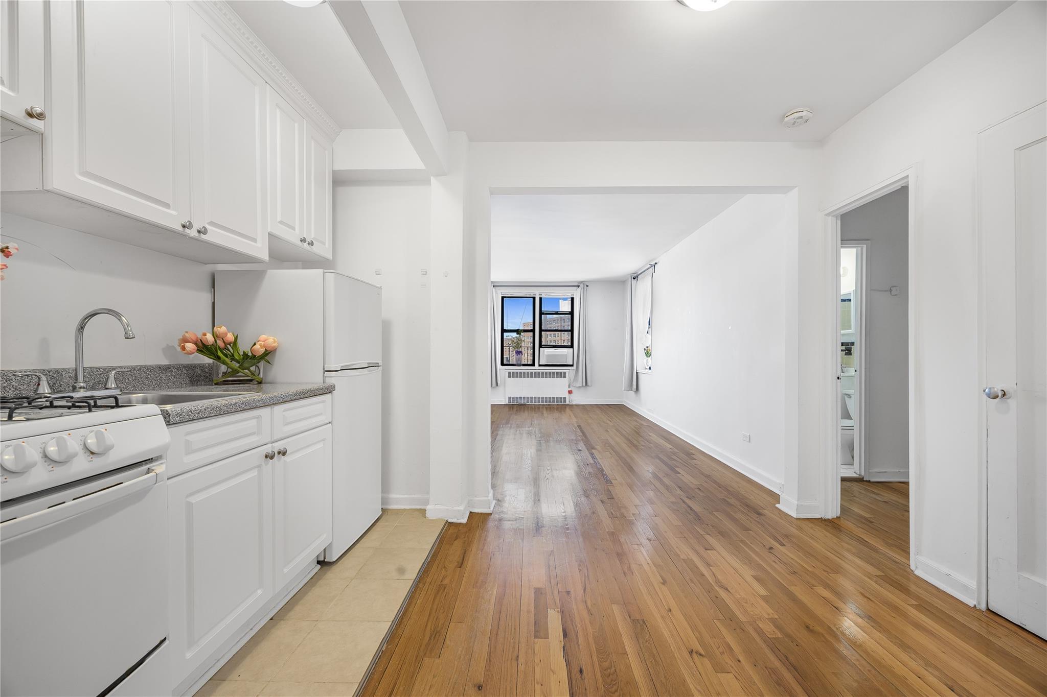 99-63 66 Avenue # F7, Rego Park, NY 11374