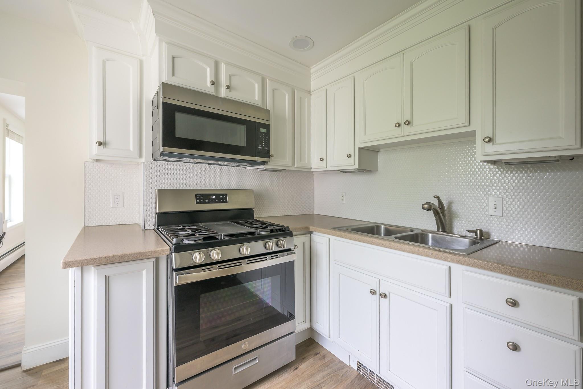 237 Warren Street, Hudson, NY 12534