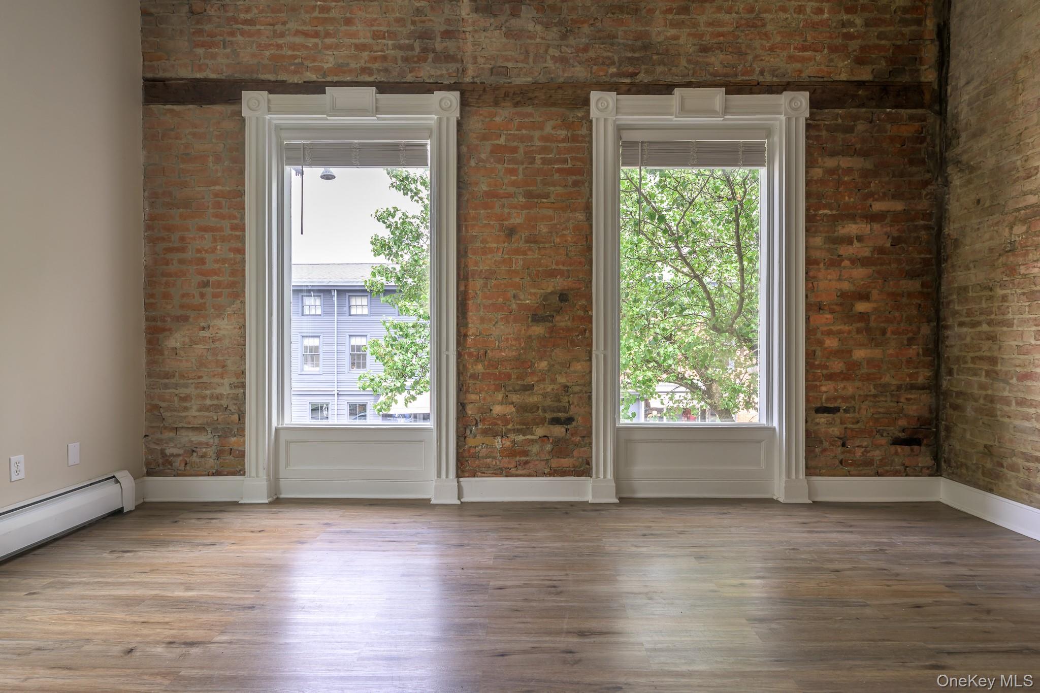 237 Warren Street, Hudson, NY 12534