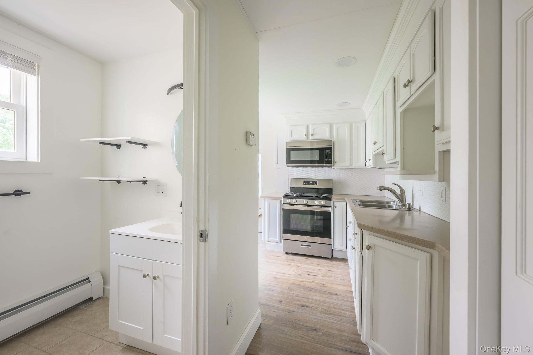 237 Warren Street, Hudson, NY 12534