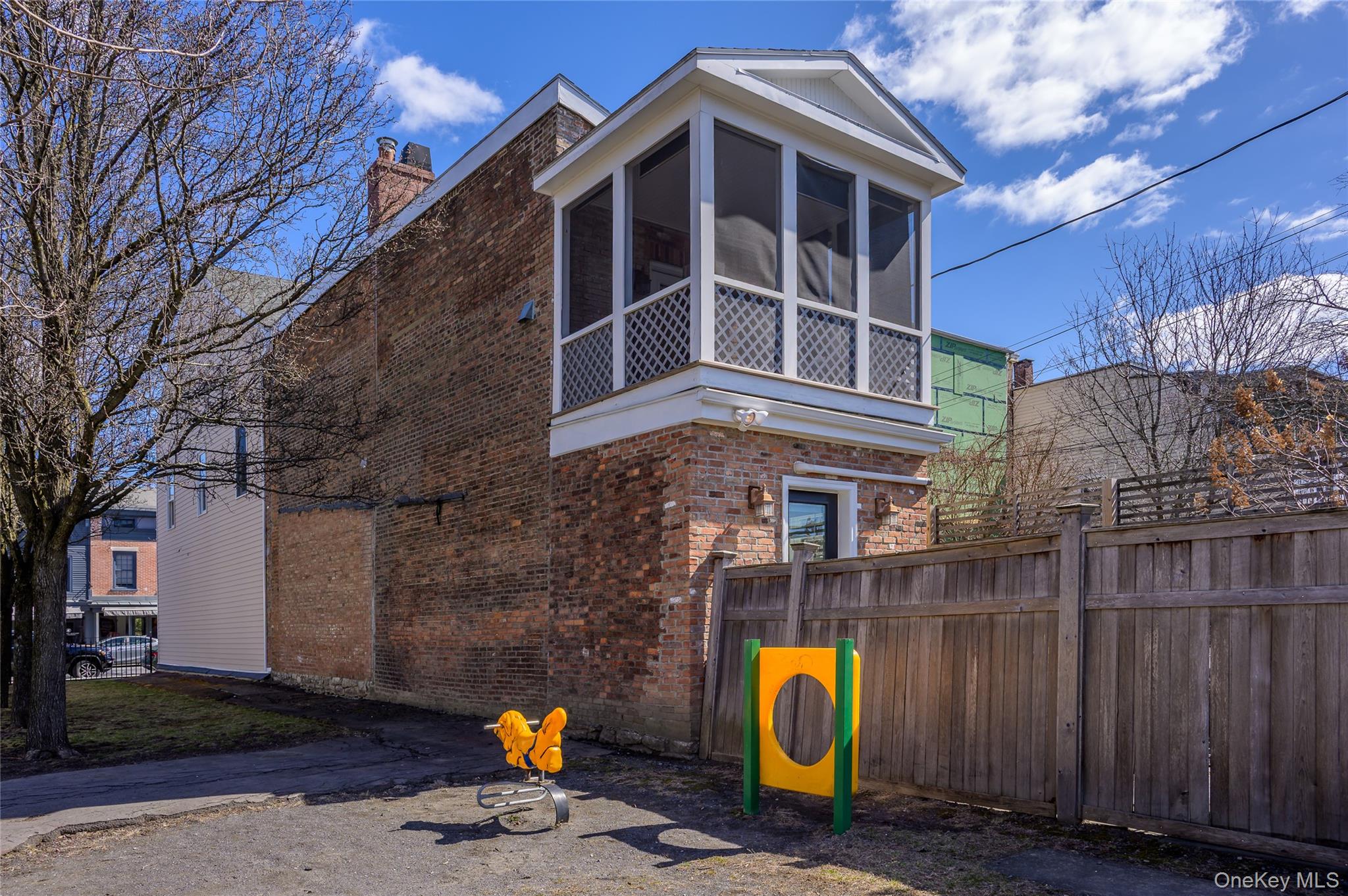 237 Warren Street, Hudson, NY 12534