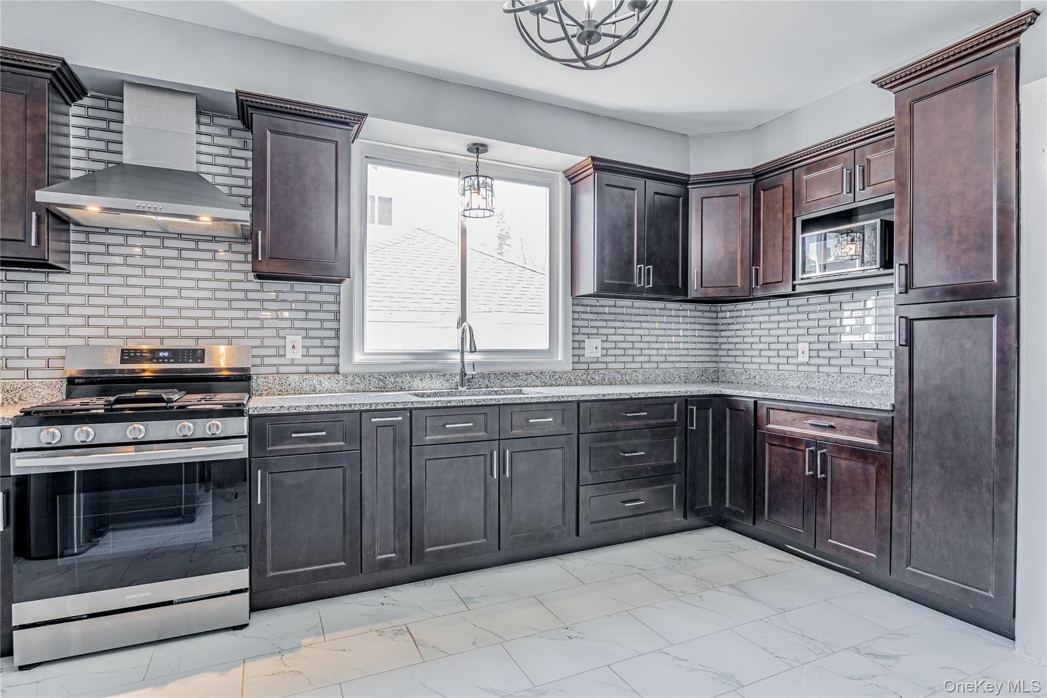 4 Fairmont Street, Poughkeepsie, NY 12601