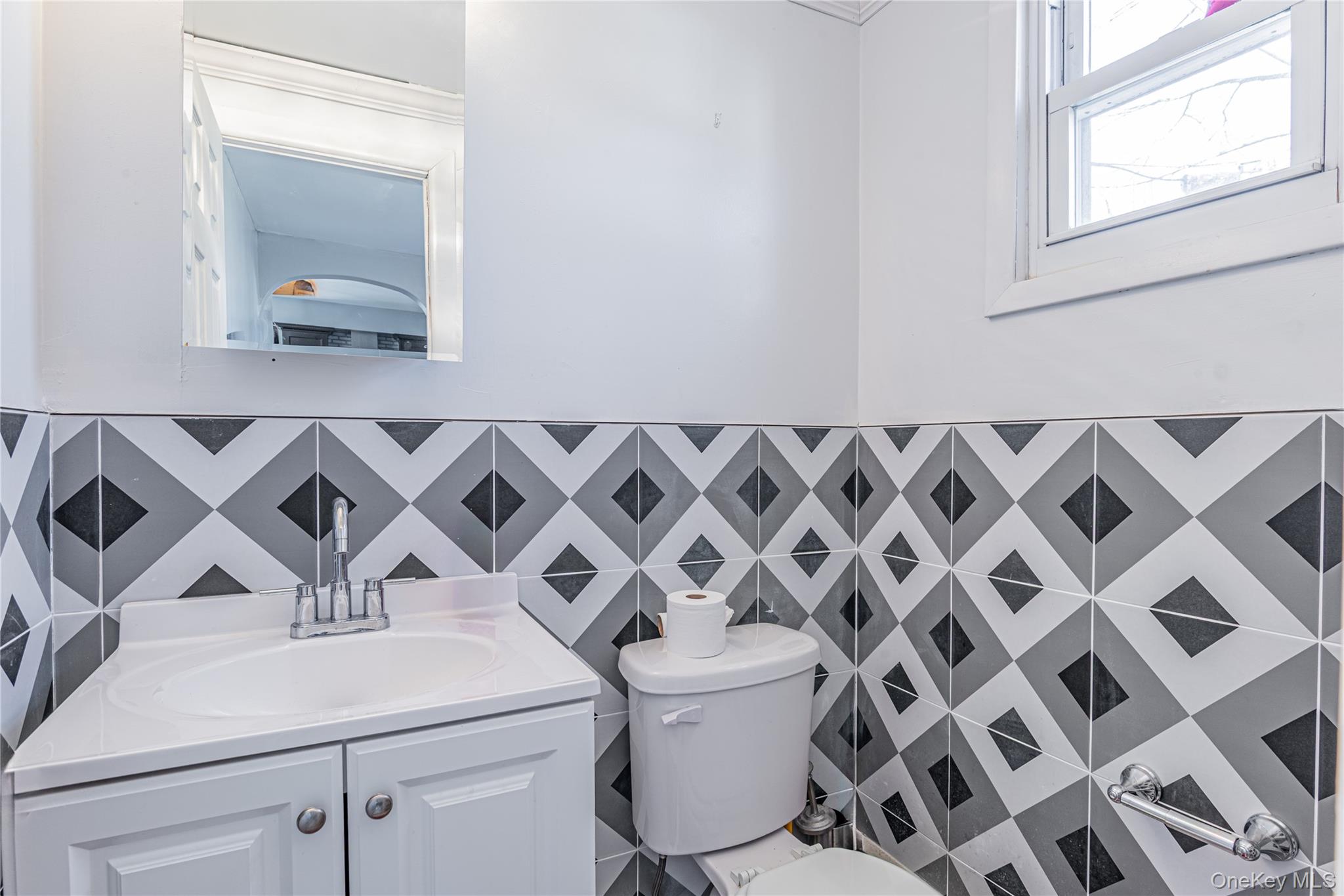 4 Fairmont Street, Poughkeepsie, NY 12601