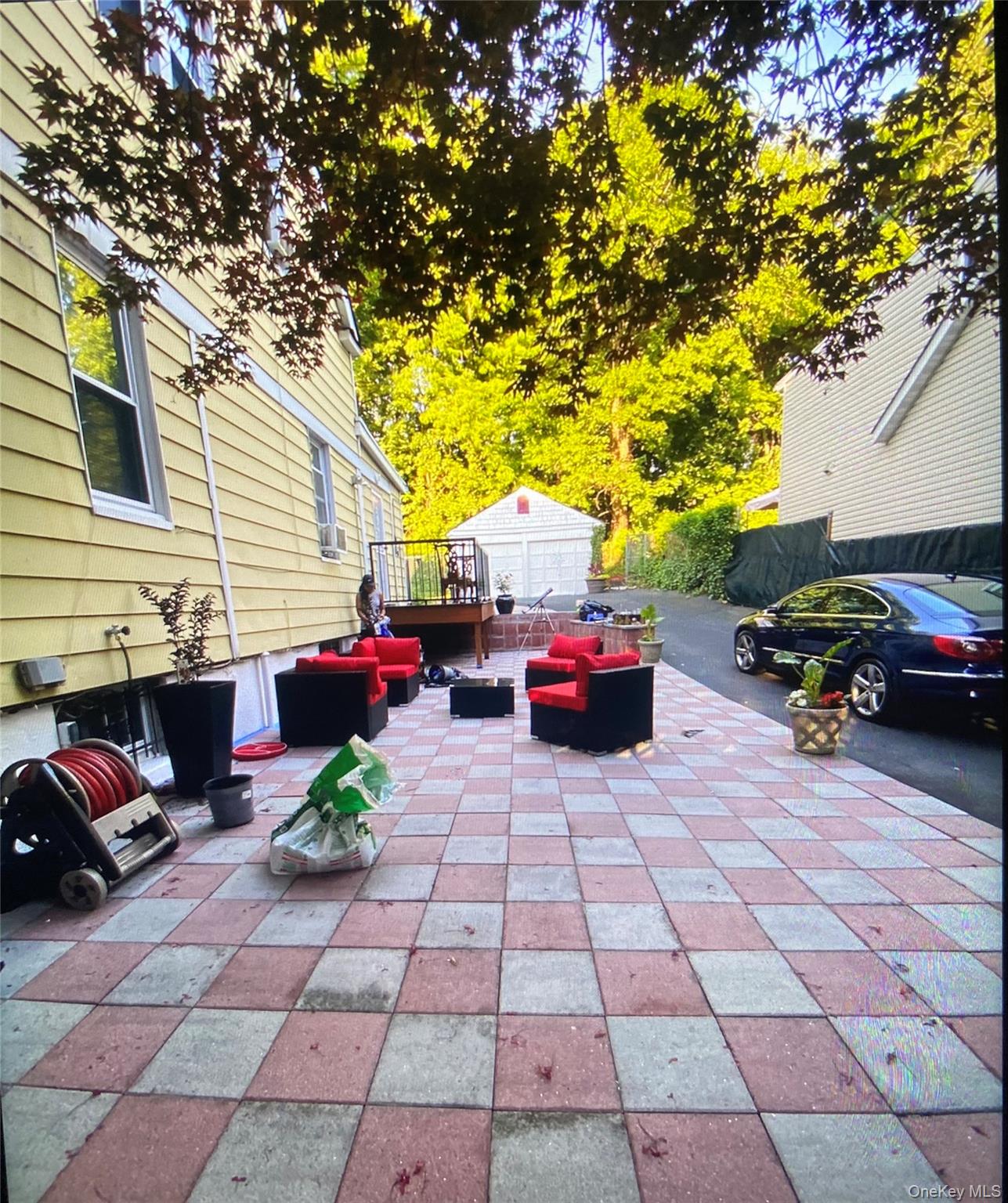 14 Touissant Avenue, Yonkers, NY 10710