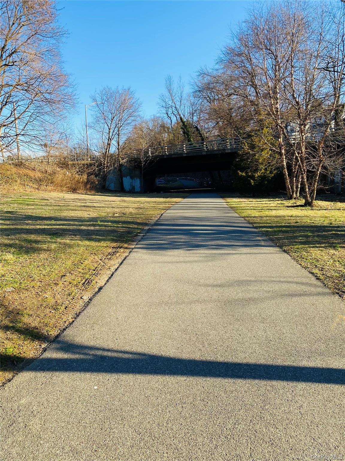 14 Touissant Avenue, Yonkers, NY 10710