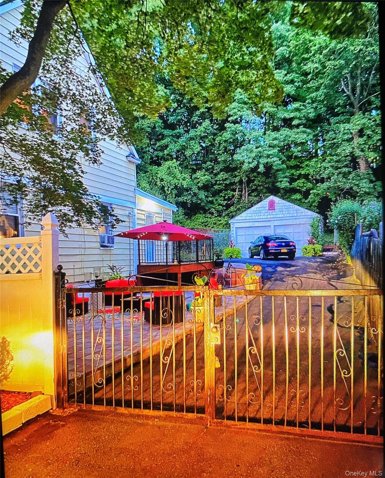 14 Touissant Avenue, Yonkers, NY 10710