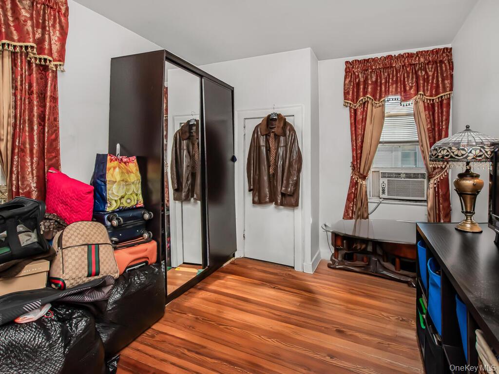 14 Touissant Avenue, Yonkers, NY 10710