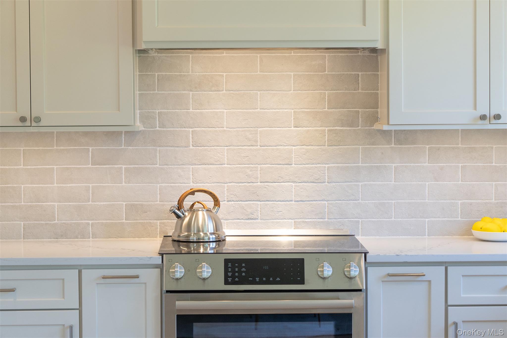 550 Madison Avenue, Greenport, NY 11944