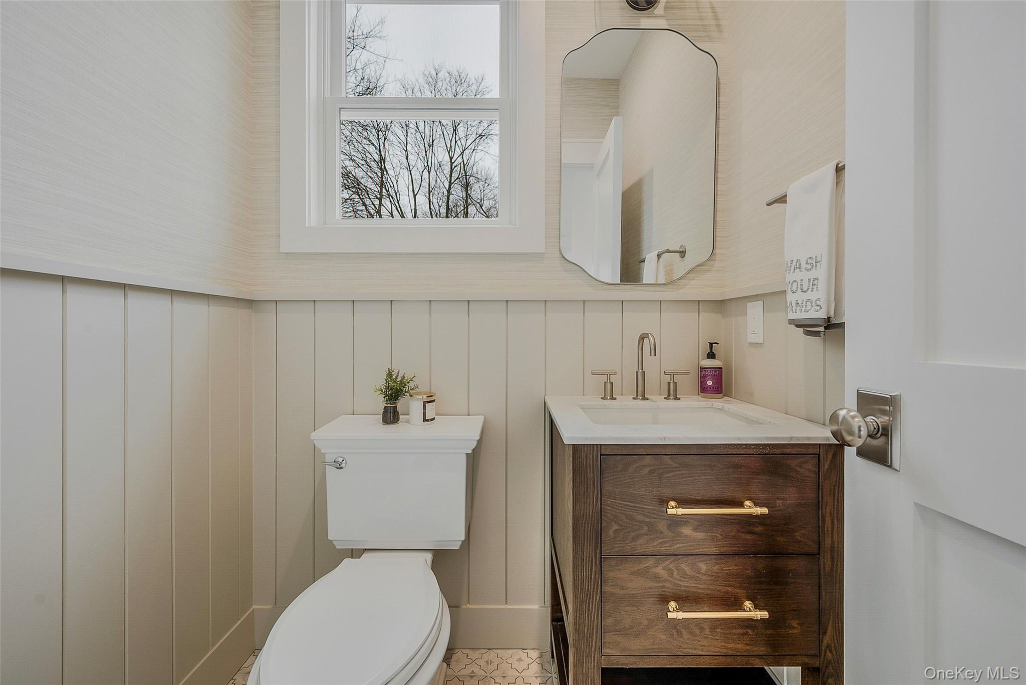 550 Madison Avenue, Greenport, NY 11944