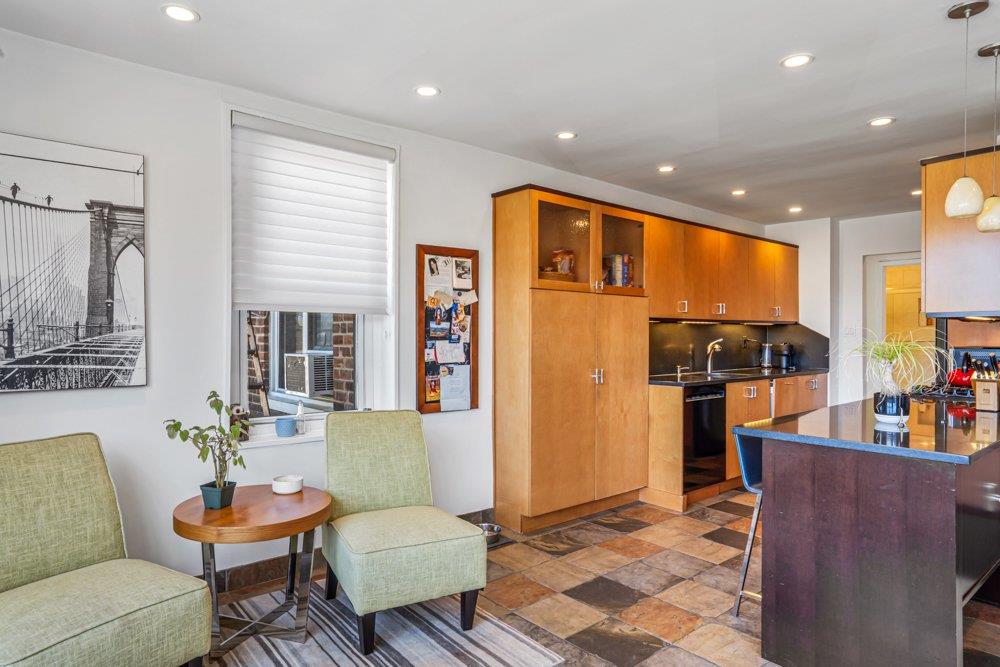 211-40 18 Avenue # 4K, Bayside, NY 11360