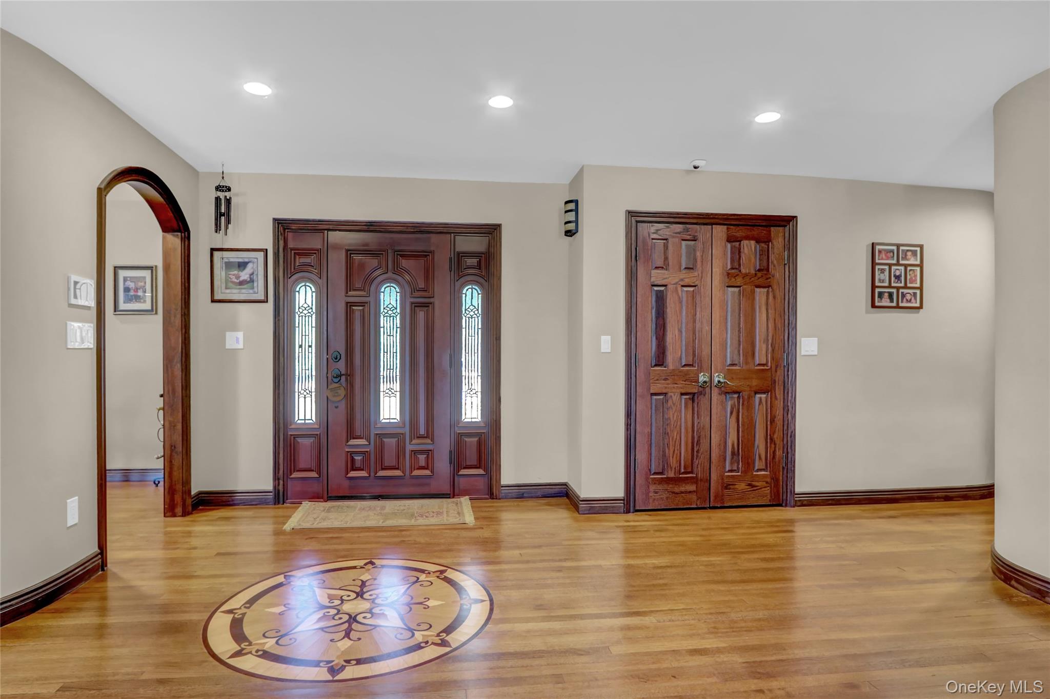 241 Willetts Lane, West Islip, NY 11795