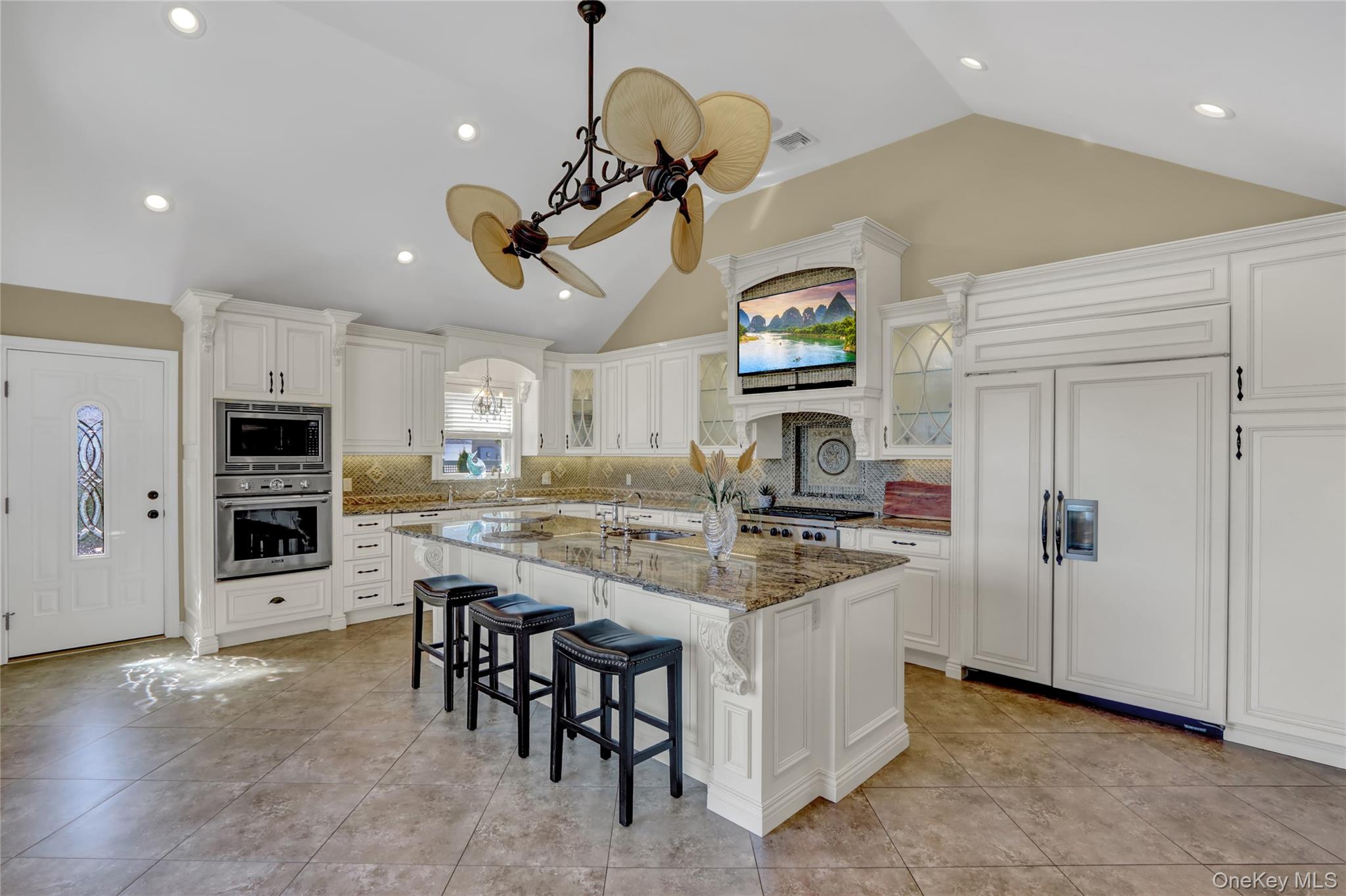 241 Willetts Lane, West Islip, NY 11795