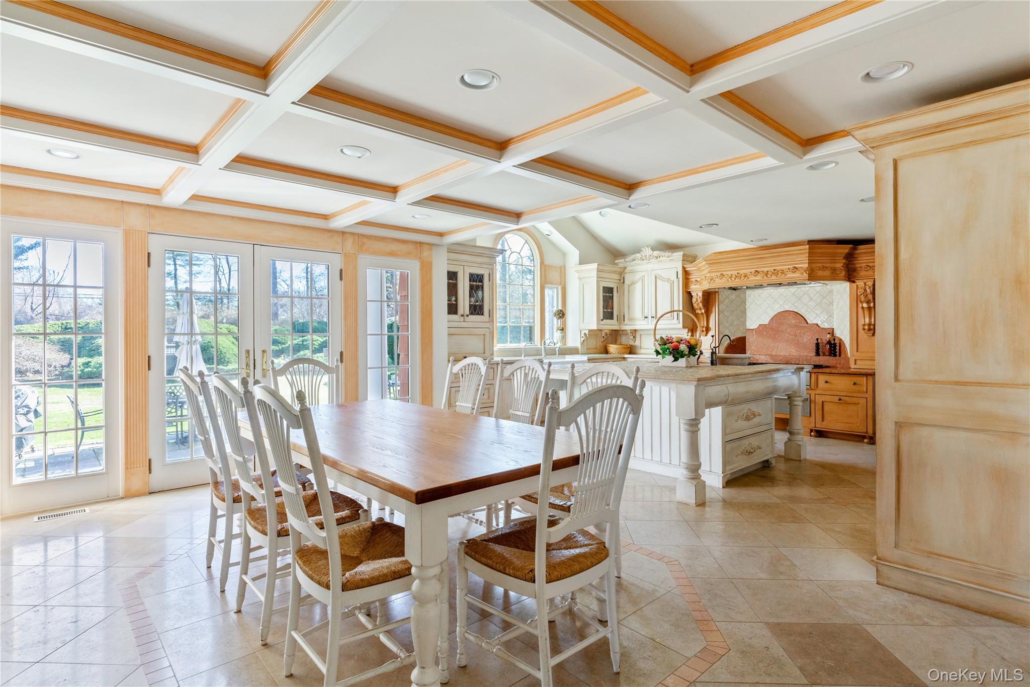 6 Longridge Lane, Old Brookville, NY 11545