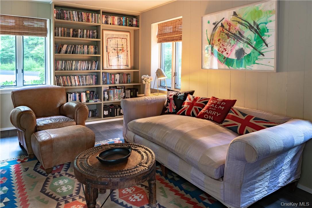 21 Woods Road, Palisades, NY 10964