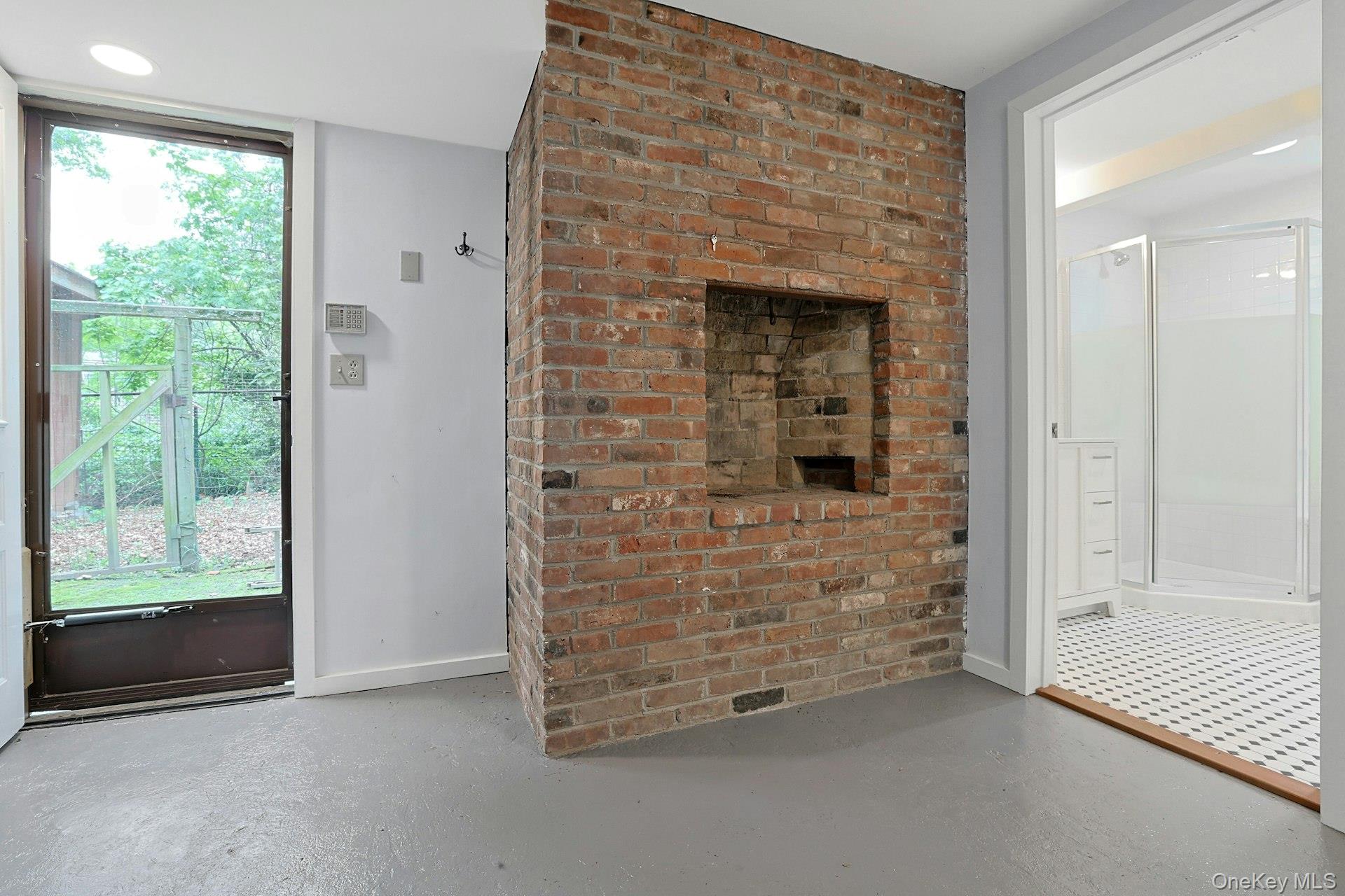 21 Woods Road, Palisades, NY 10964