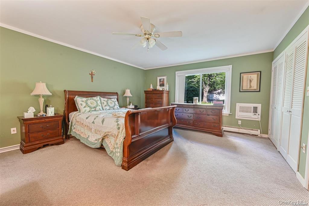 38 Glenmere Lane, Coram, NY 11727