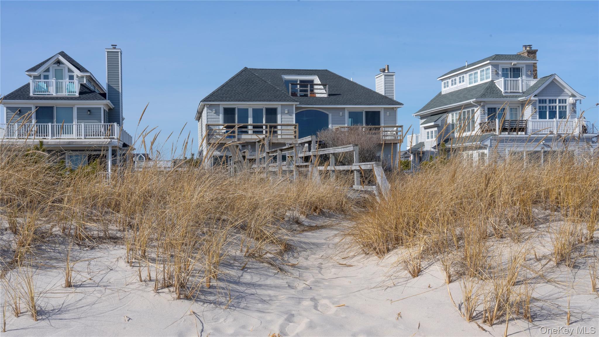 825 Dune Road, Westhampton Beach, NY 11978
