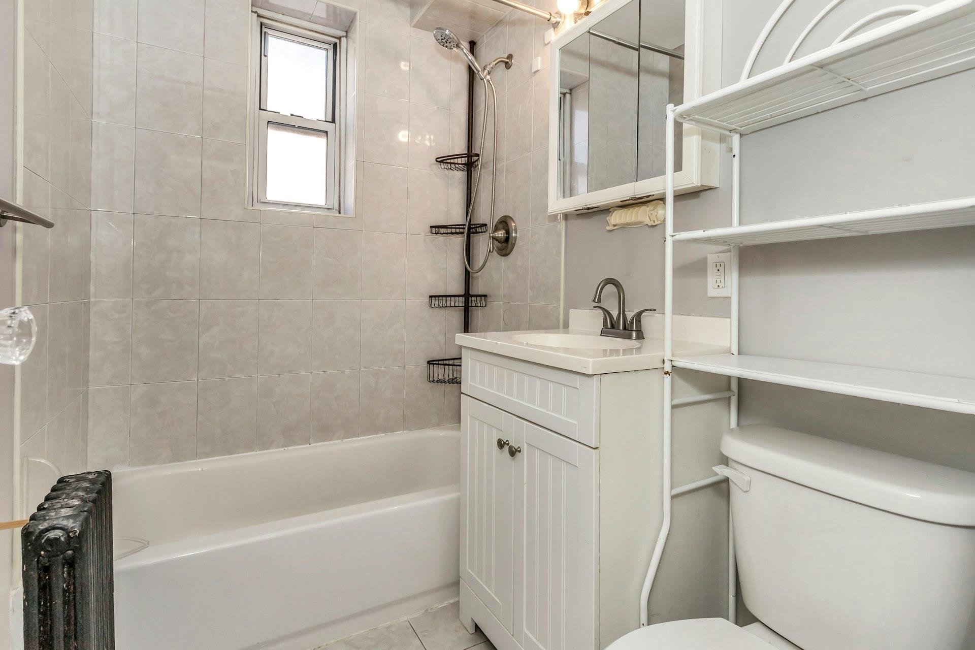 35-42 205th Street # 288, Bayside, NY 11361