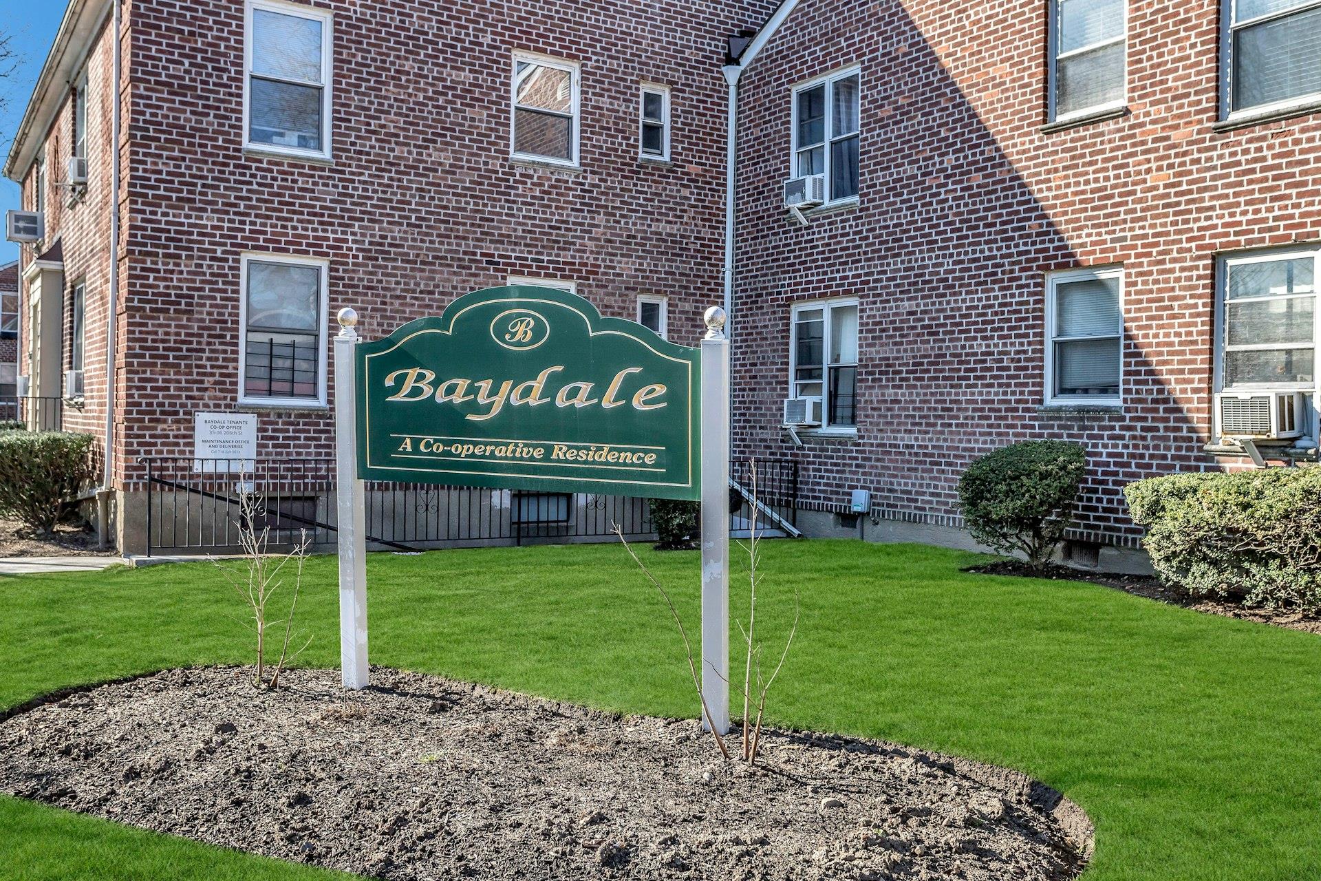 35-42 205th Street # 288, Bayside, NY 11361