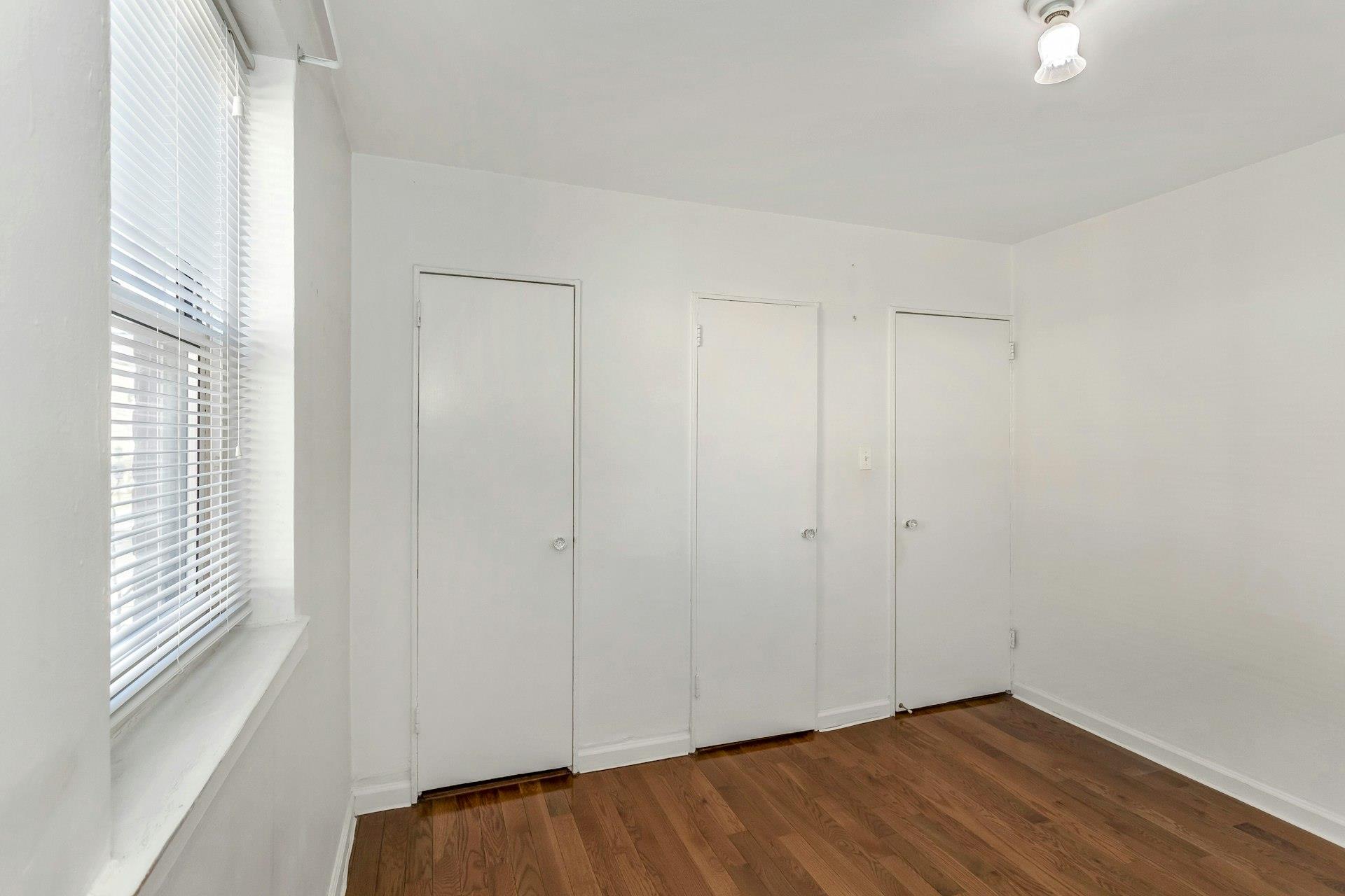 35-42 205th Street # 288, Bayside, NY 11361