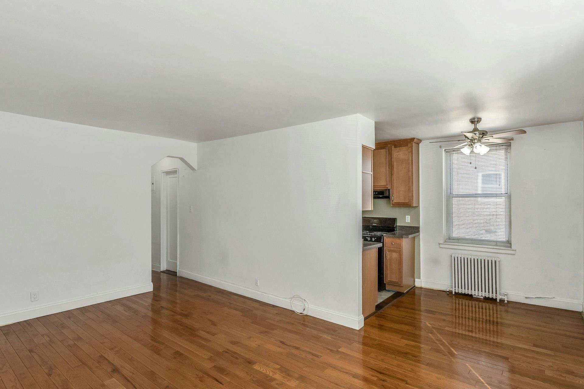 35-42 205th Street # 288, Bayside, NY 11361