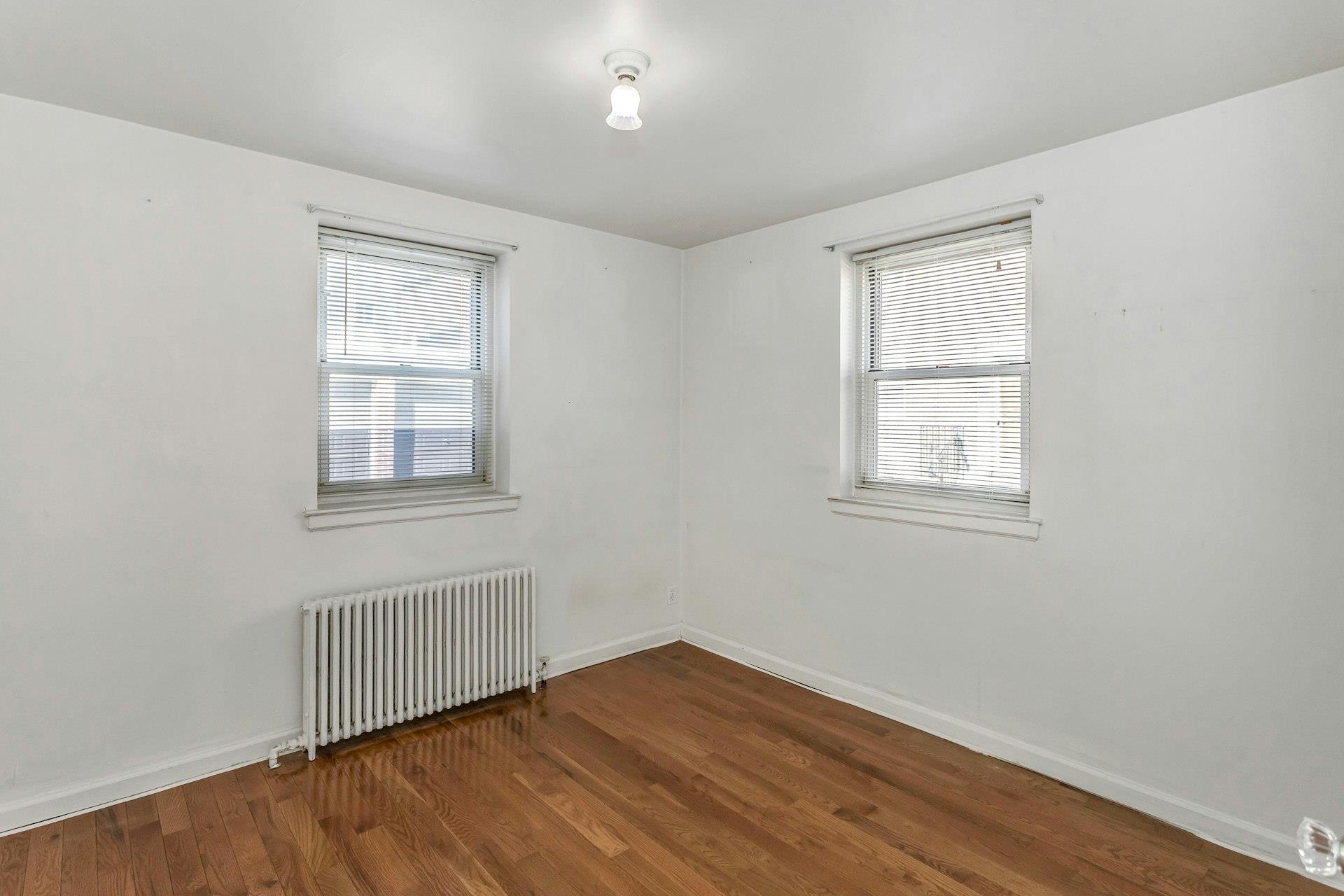 35-42 205th Street # 288, Bayside, NY 11361