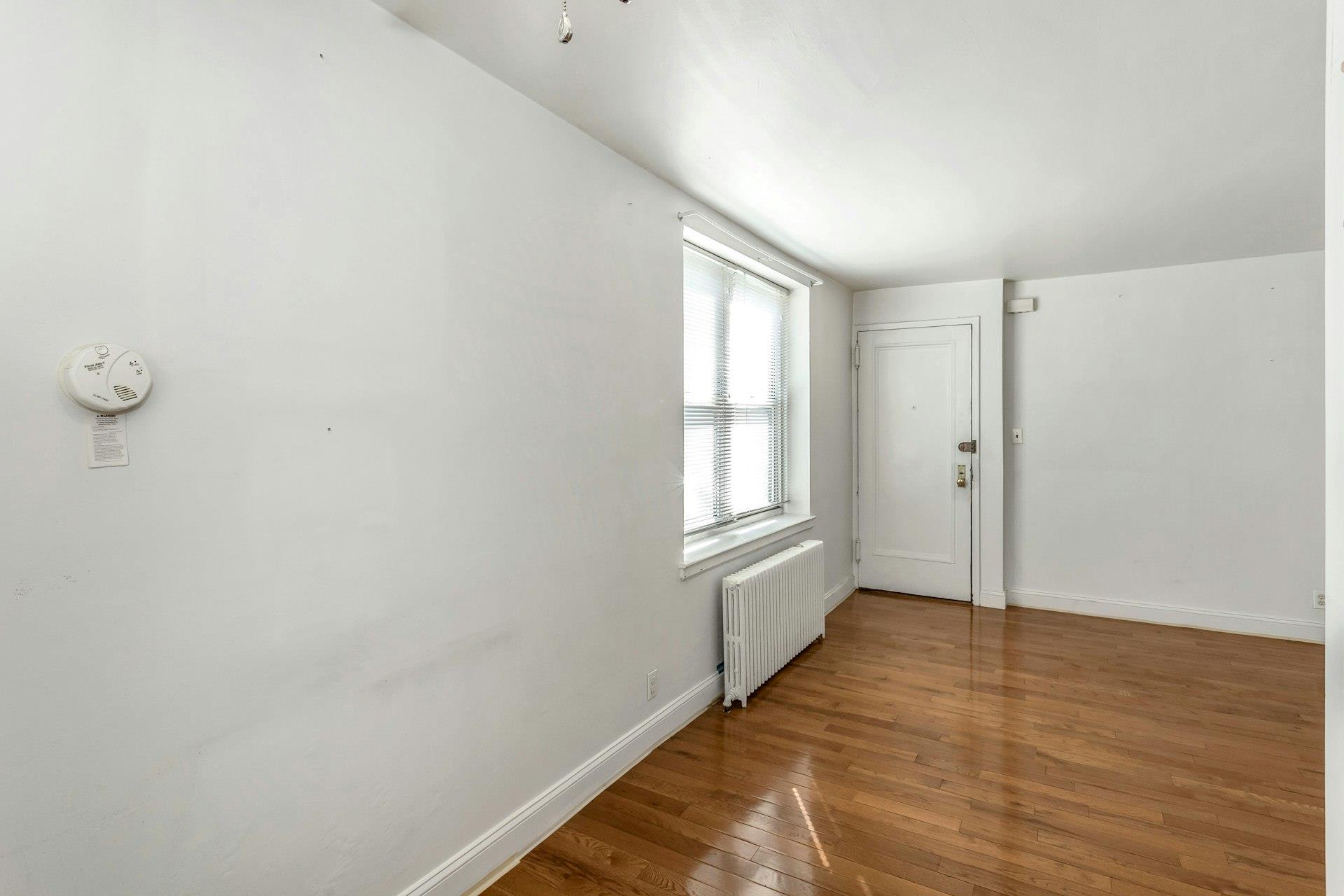 35-42 205th Street # 288, Bayside, NY 11361