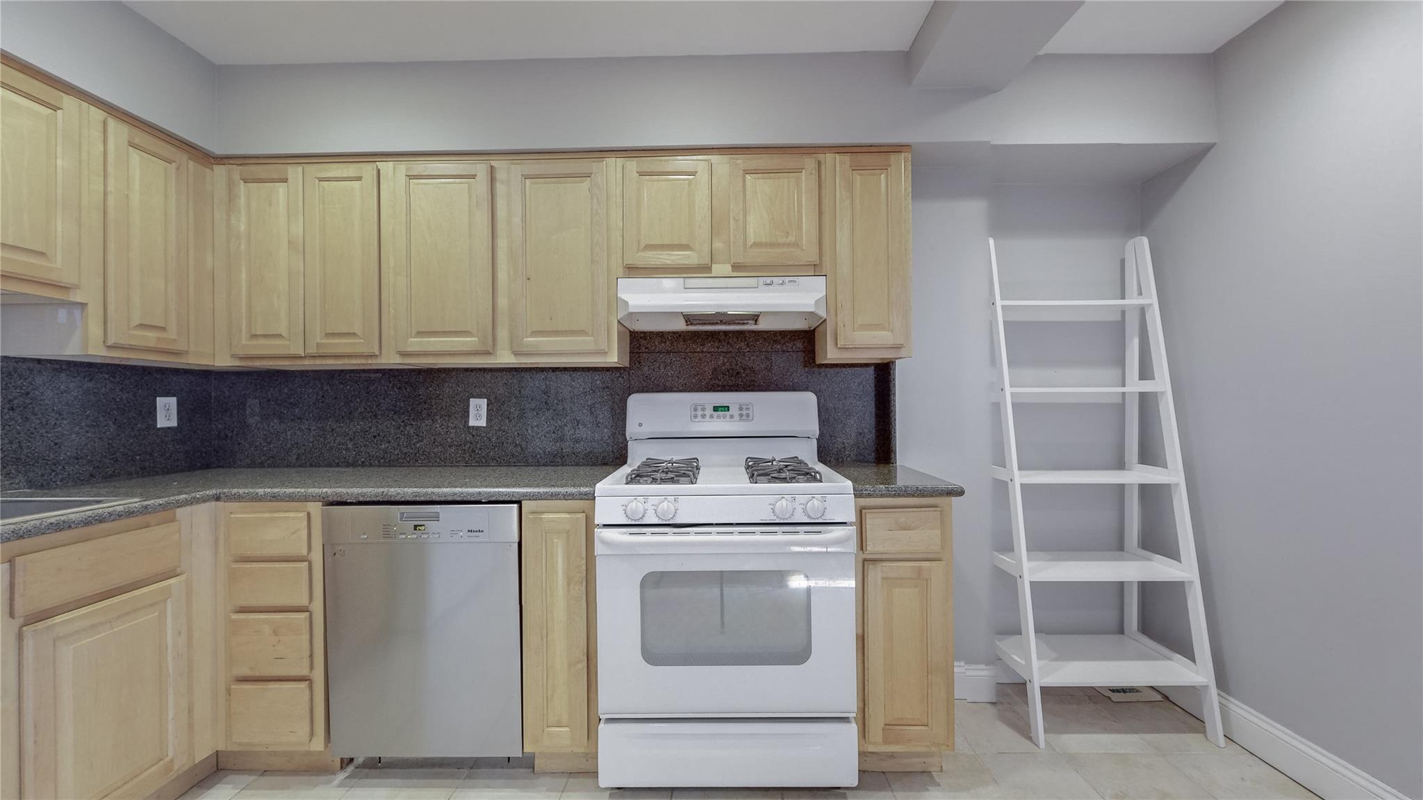 83-71 116th Street # 7B, Kew Gardens, NY 11418