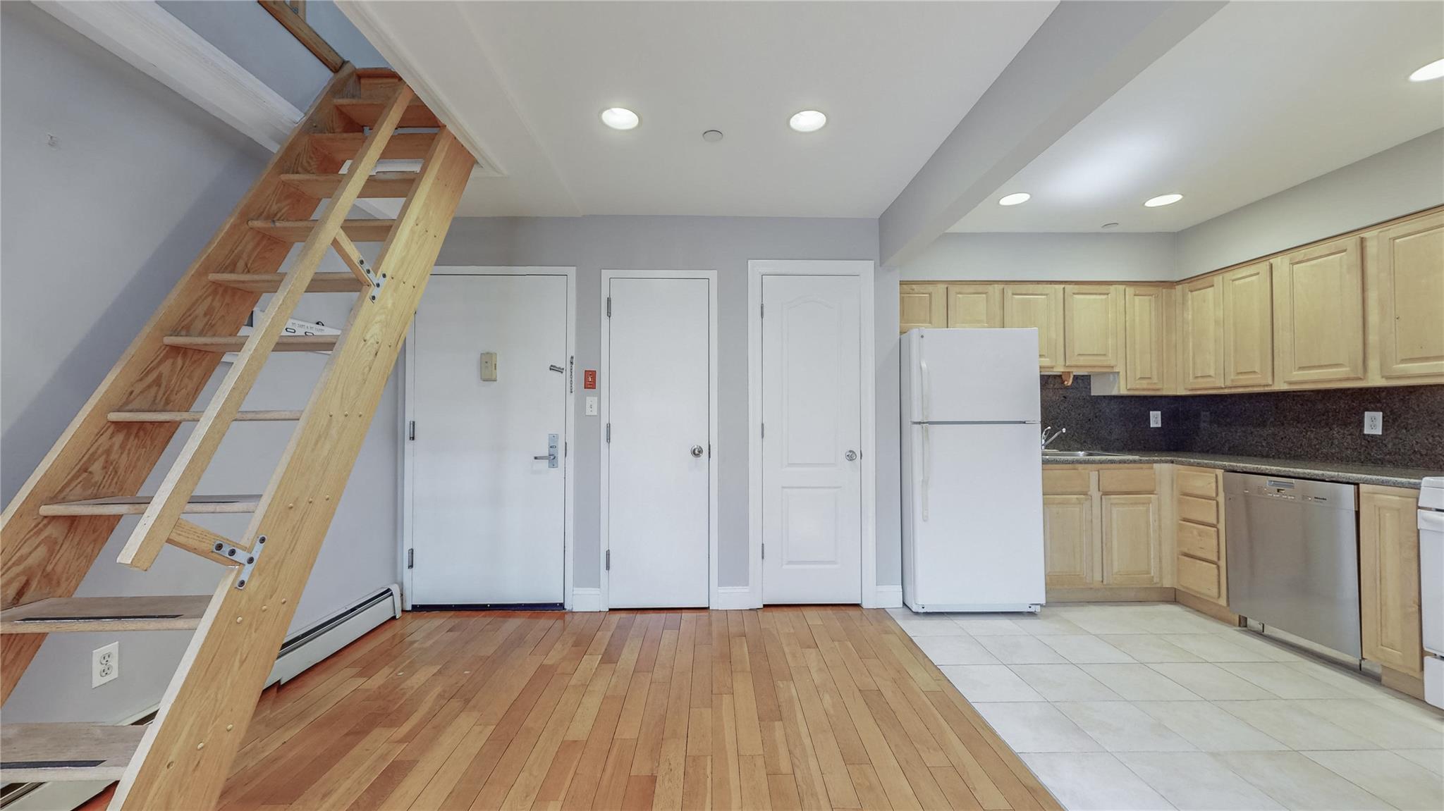 83-71 116th Street # 7B, Kew Gardens, NY 11418