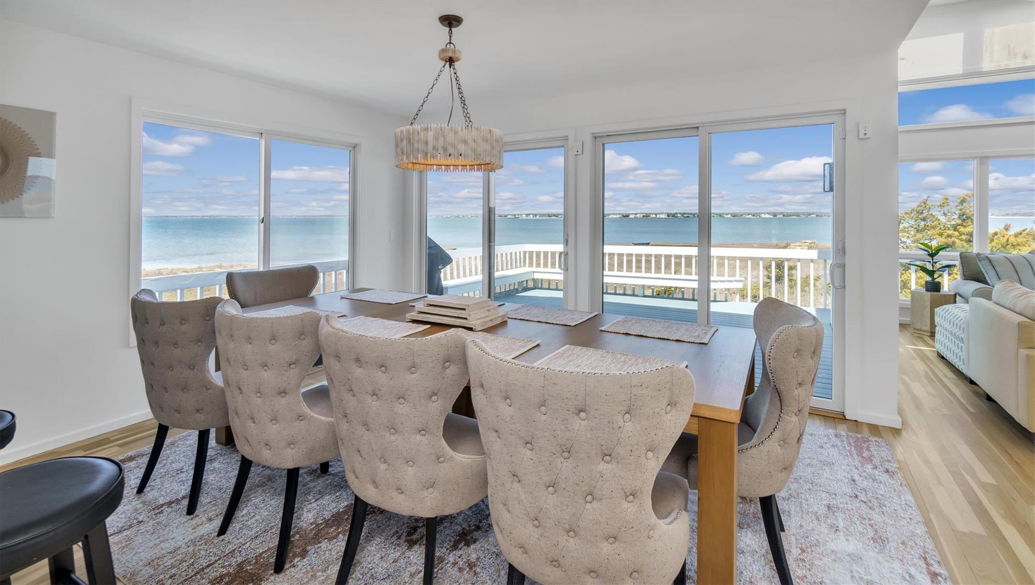 552 Dune Road, Westhampton, NY 11977