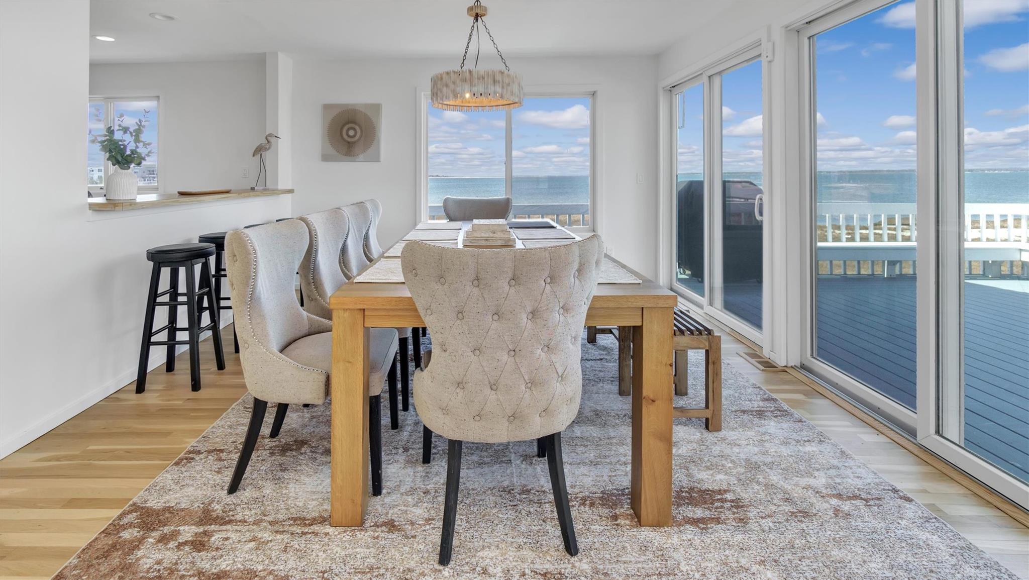 552 Dune Road, Westhampton, NY 11977