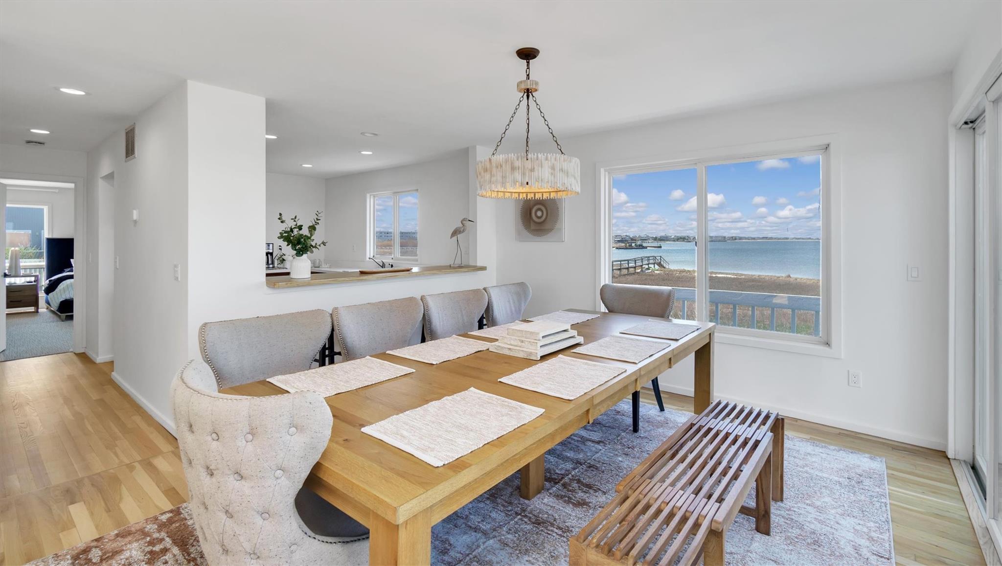 552 Dune Road, Westhampton, NY 11977