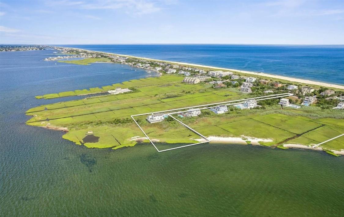 552 Dune Road, Westhampton, NY 11977