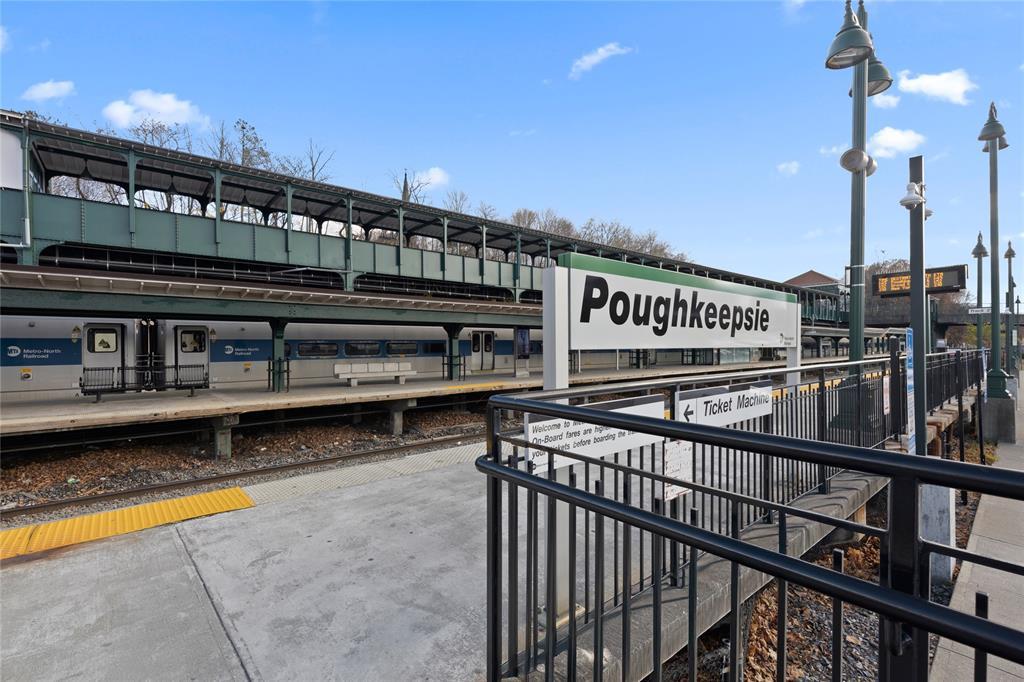 9 Lagrange Avenue # APT 2, Poughkeepsie, NY 12603
