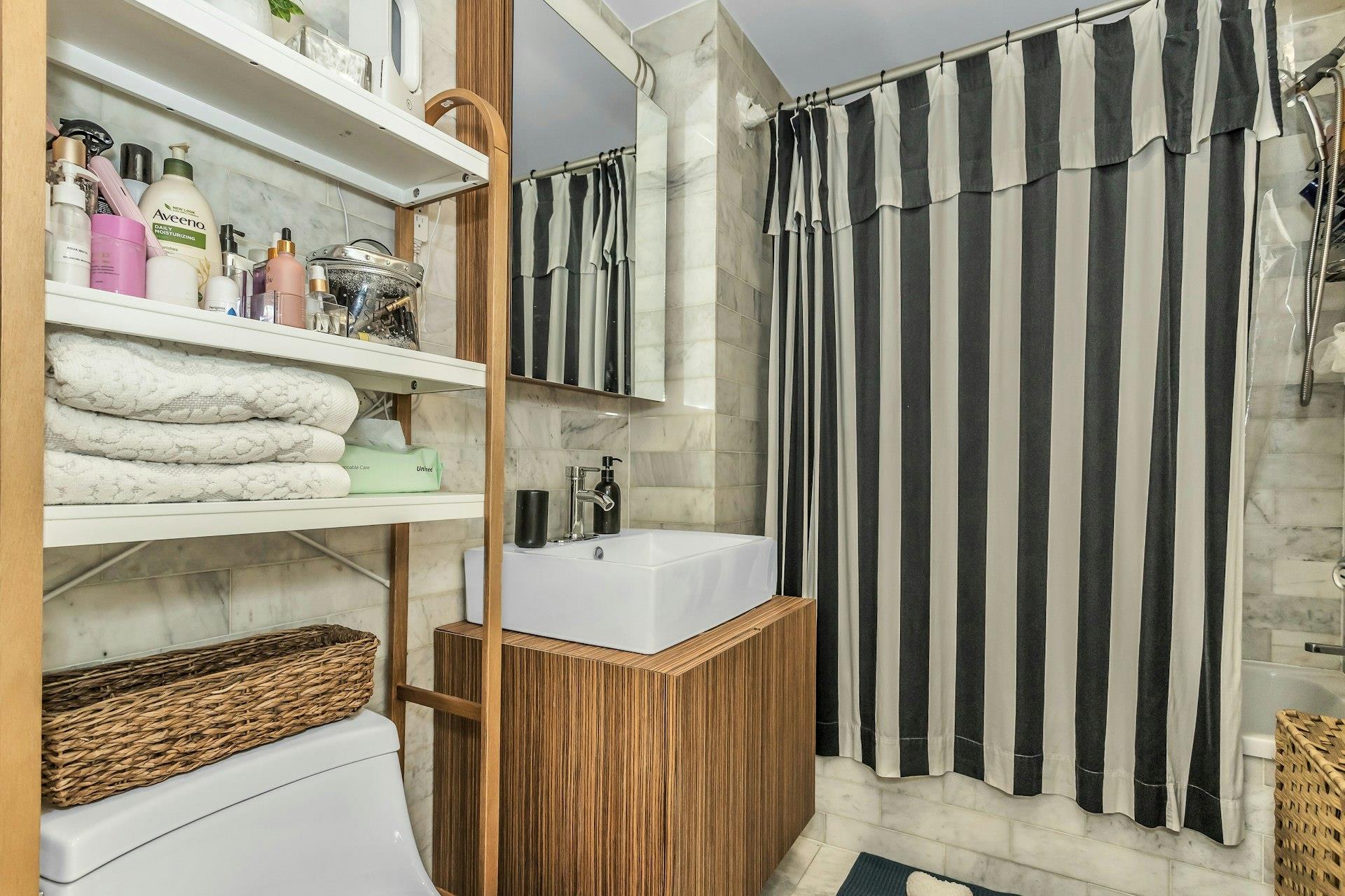 112-02 Northern Boulevard # 6G, Corona, NY 11368