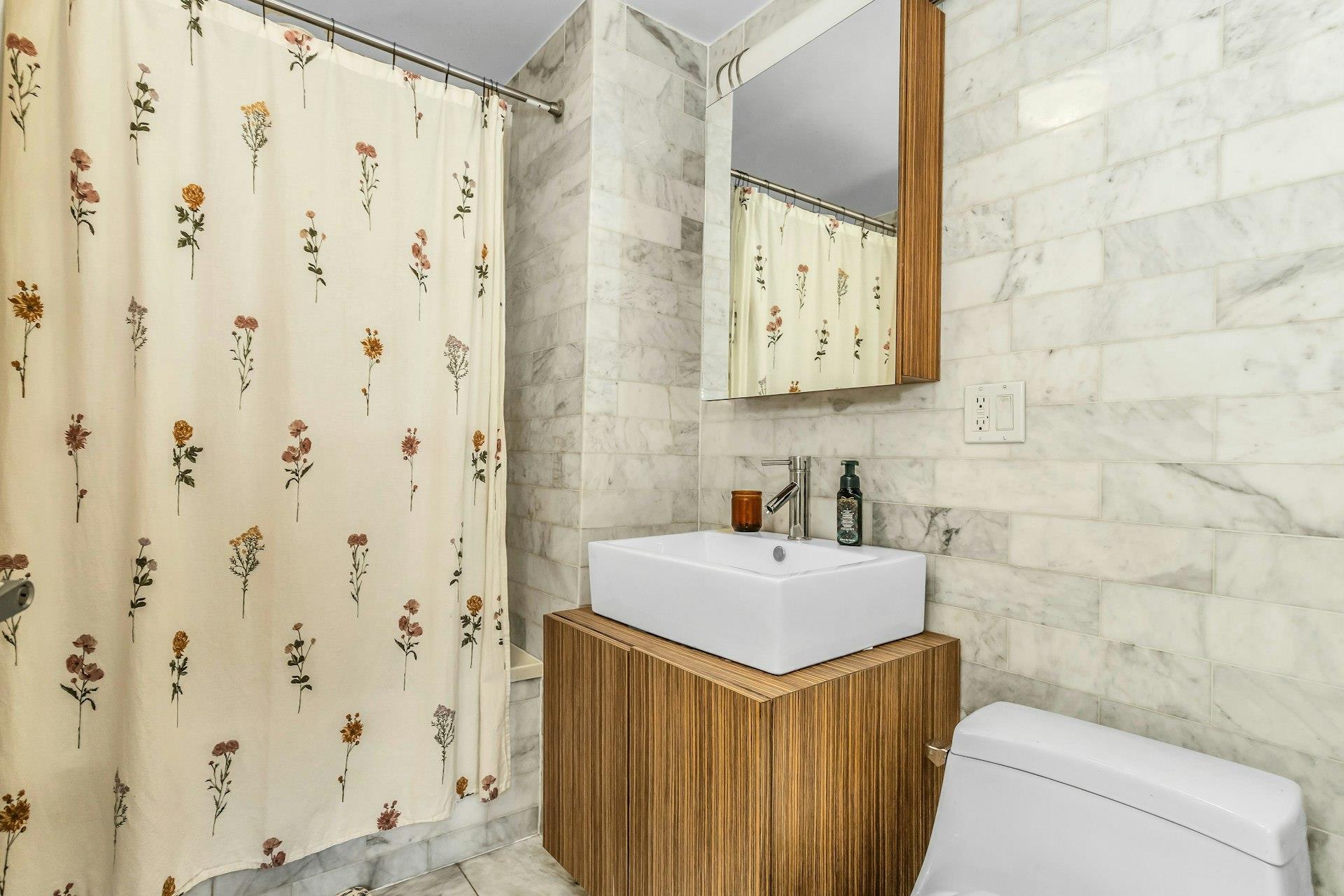 112-02 Northern Boulevard # 6G, Corona, NY 11368