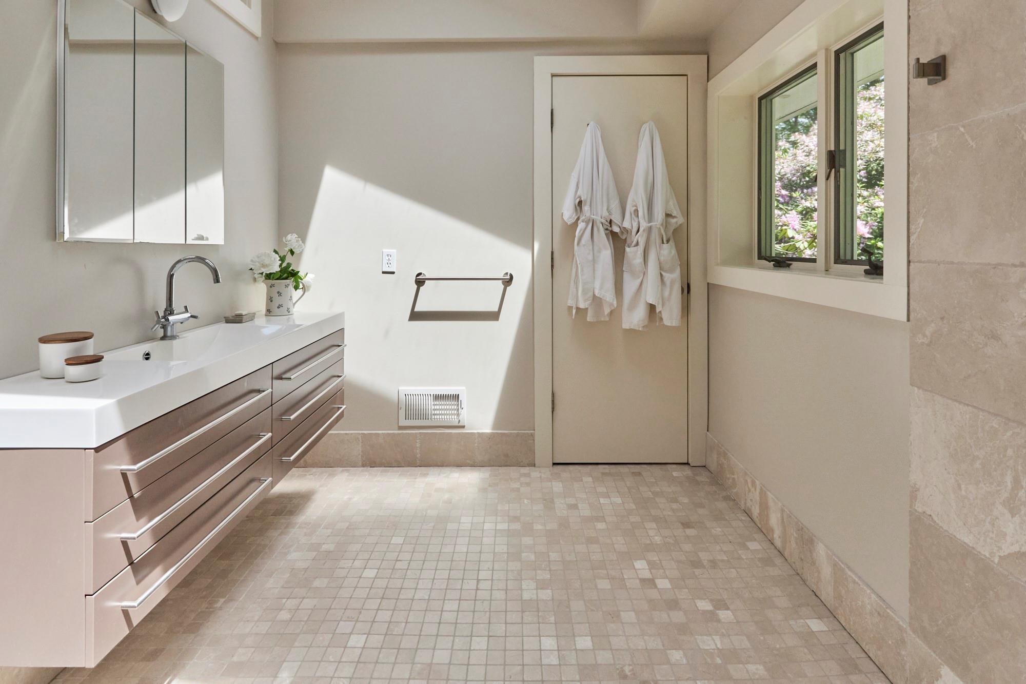 43 Lake Shore Drive, Pine Plains, NY 12567