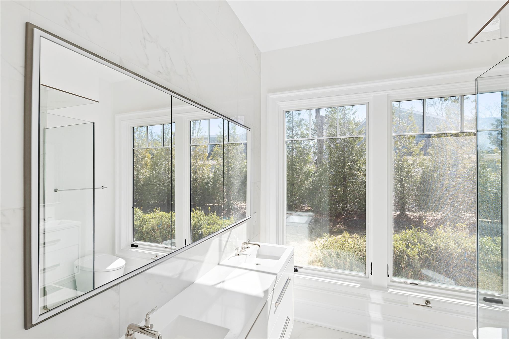 25 Fresh Pond Road, North Haven, NY 11963