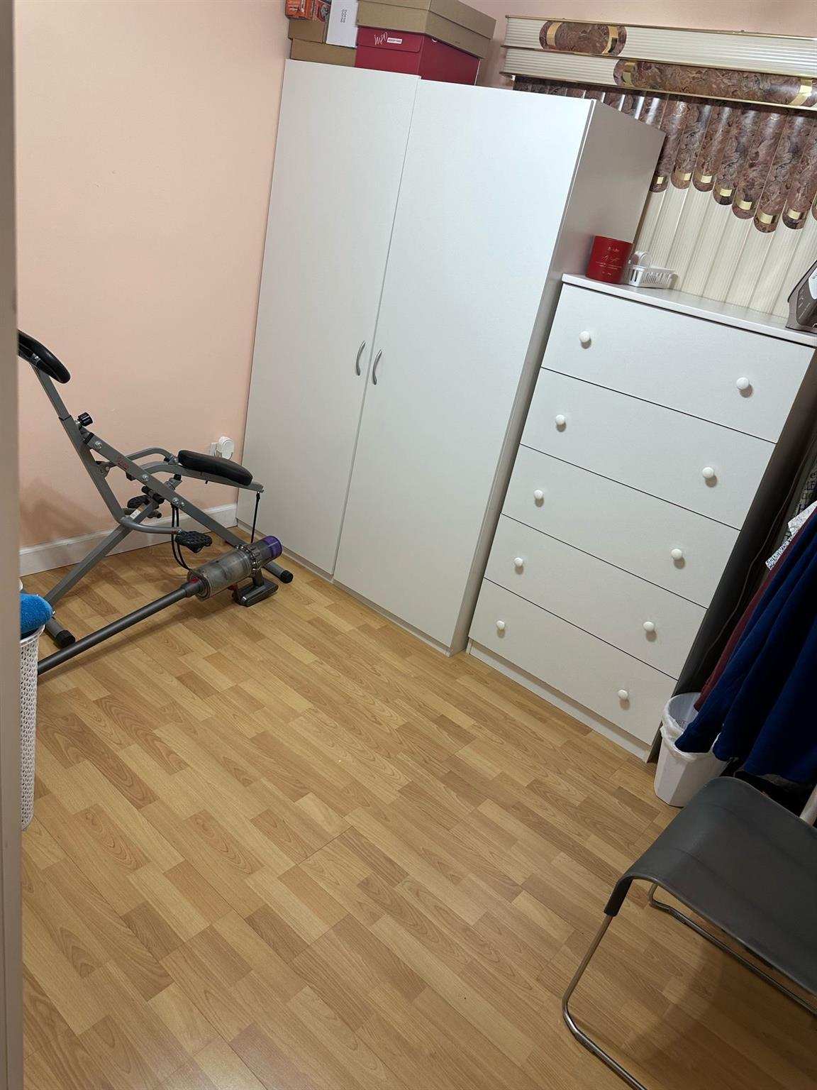 2227 Turnbull Avenue, Bronx, NY 10473