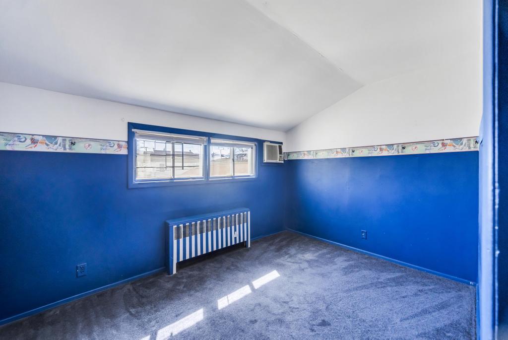 38 Cliff Lane, Levittown, NY 11756